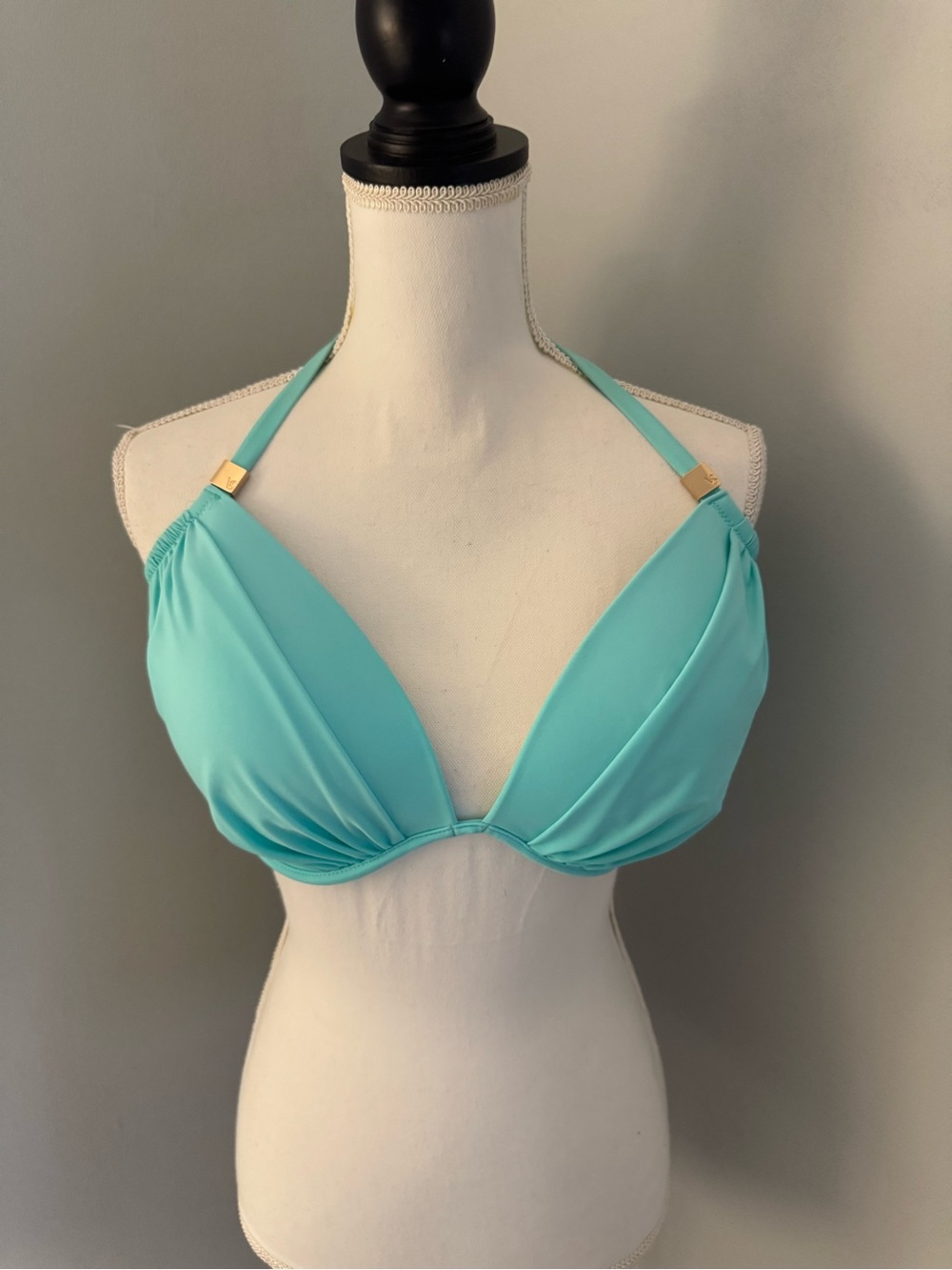 Victorias Secret Push-up Underwire Bikini Top Seafoam green. Size 36DDD